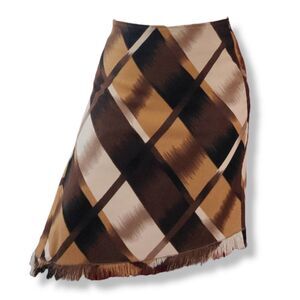 VESE Asymetrical checkered skirt